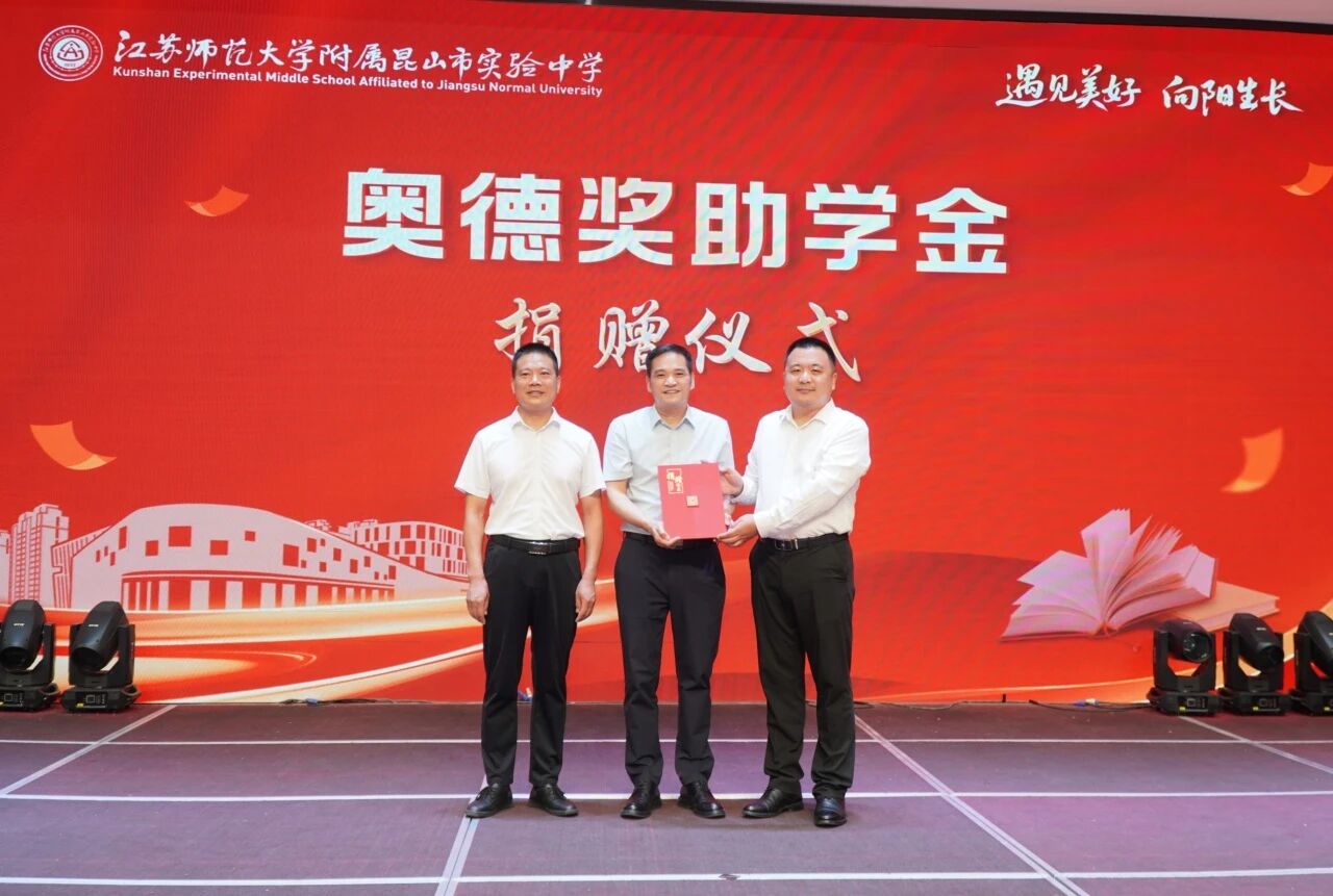 正在上传... b07822a5667eeb33bdf52d8c213d1436.jpg